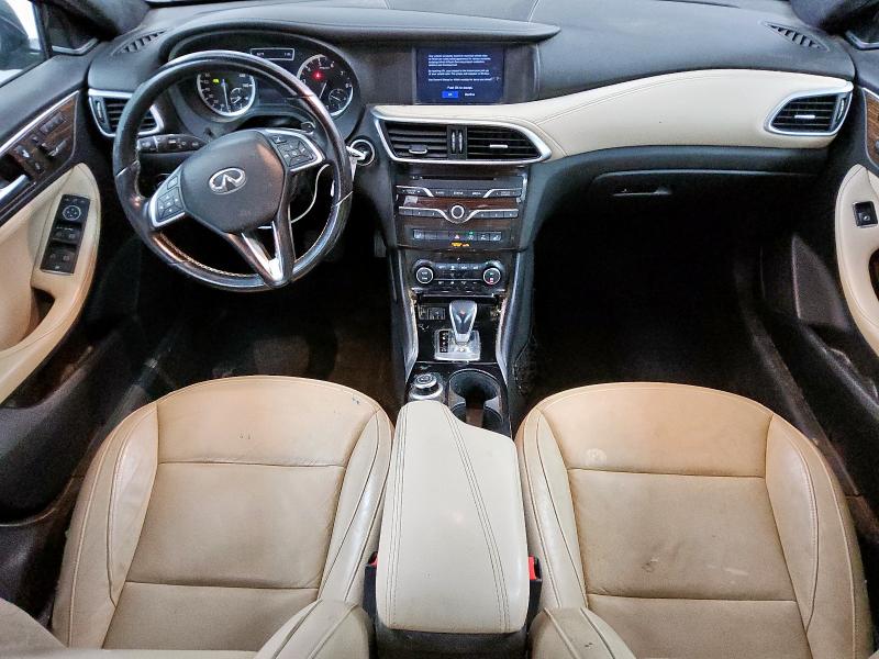 Photo 8 from auction – 2018 INFINITI QX30 BASE with VIN SJKCH5CR2JA055541