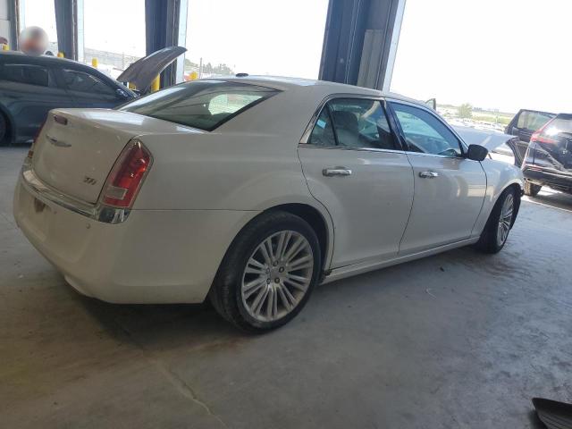 Photo 3 from auction – 2012 CHRYSLER 300 LIMITE with VIN 2C3CCACG3CH138591