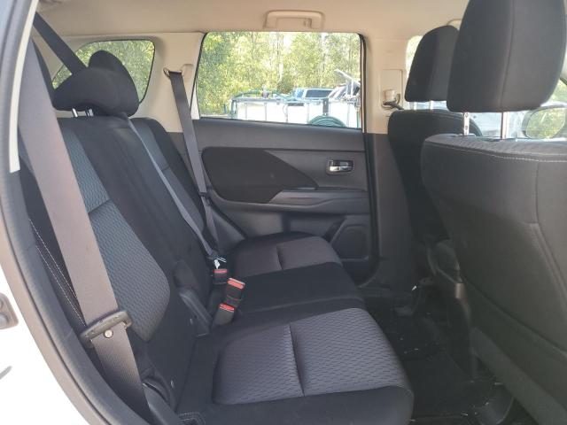 Photo 11 from auction – 2015 MITSUBISHI OUTLANDER with VIN JA4AZ2A31FZ603603
