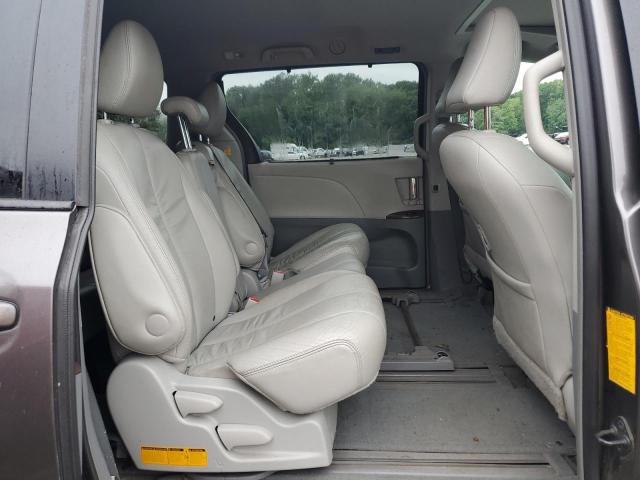 Photo 11 from auction – 2012 TOYOTA SIENNA with VIN 5TDYK3DC2CS245368