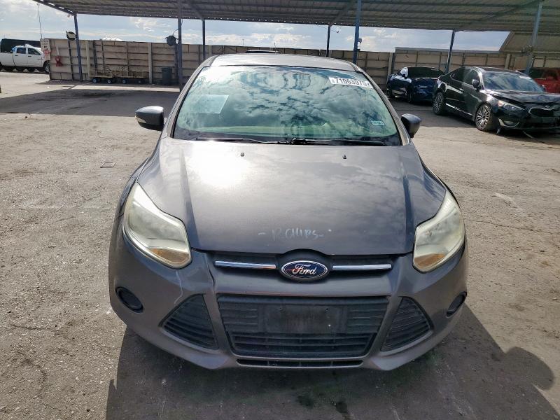 Photo 5 from auction – 2014 FORD FOCUS SE with VIN 1FADP3F28EL306432