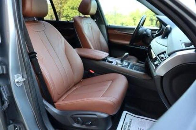 Photo 5 from auction – 2017 BMW X5 XDRIVE3 with VIN 5UXKR0C31H0V7906