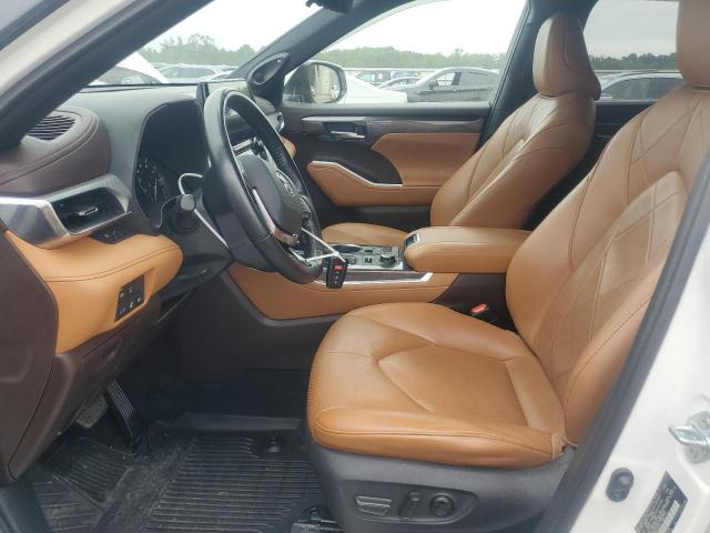 Photo 7 from auction – 2021 TOYOTA HIGHLANDER with VIN 5TDFZRBH8MS137388