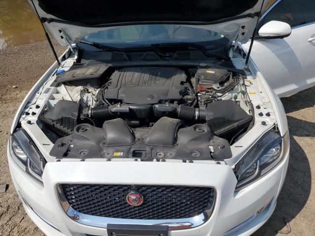 Photo 11 from auction – 2017 JAGUAR XJ with VIN SAJWJ1CD8H8W06172
