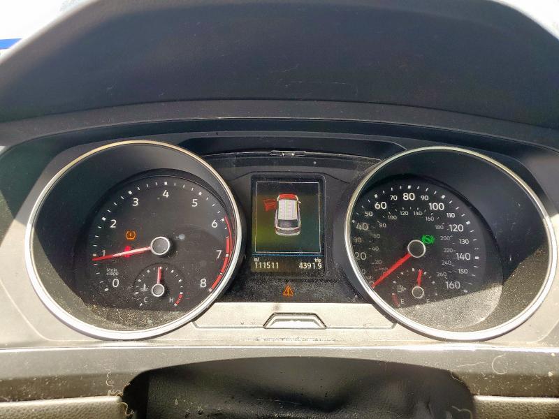 Photo 9 from auction – 2018 VOLKSWAGEN TIGUAN with VIN 3VV3B7AX7JM007202