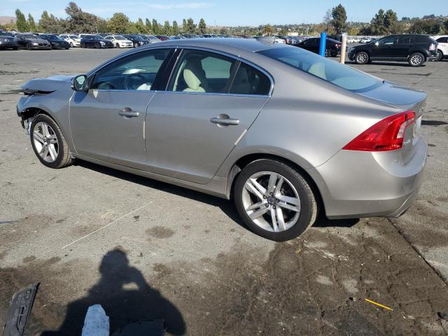 Photo 2 from auction – 2015 VOLVO S60 PREMIE with VIN YV126MFC8F1310846