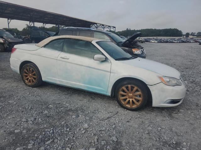 Photo 4 from auction – 2012 CHRYSLER 200 TOURIN with VIN 1C3BCBEB0CN218988