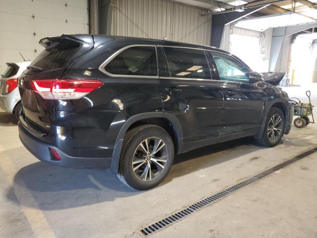 Photo 3 from auction – 2018 TOYOTA HIGHLANDER with VIN 5TDBZRFH3JS881503