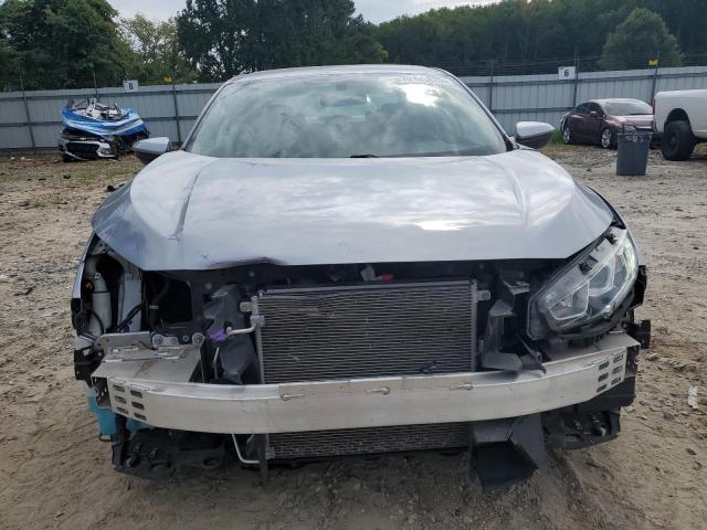 Photo 5 from auction – 2018 HONDA CIVIC LX with VIN 19XFC2F58JE030873