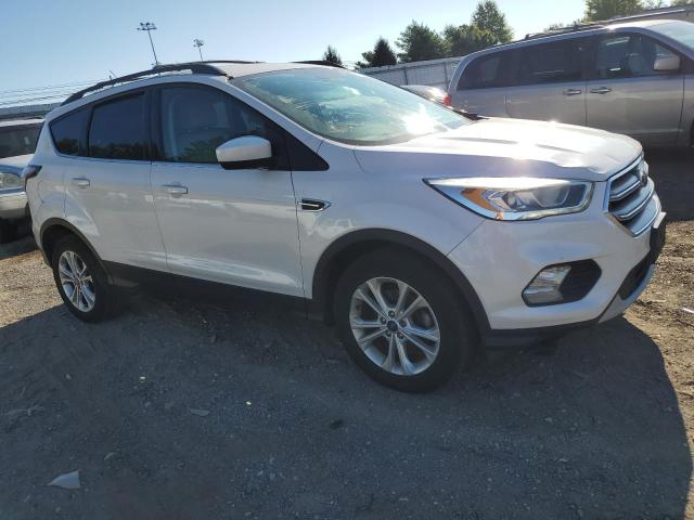 Photo 4 from auction – 2017 FORD ESCAPE SE with VIN 1FMCU0GD2HUB86330