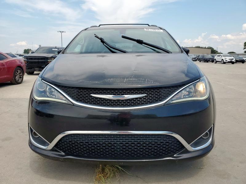 Photo 5 from auction – 2017 CHRYSLER PACIFICA T with VIN 2C4RC1BG7HR642361