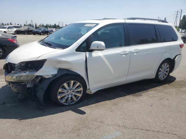 TOYOTA SIENNA XLE 2017 with VIN 5TDYZ3DC2HS809300 - Photo from auction