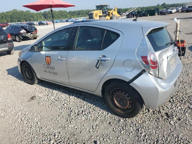 Photo 2 from auction – 2014 TOYOTA PRIUS C with VIN JTDKDTB30E1574783
