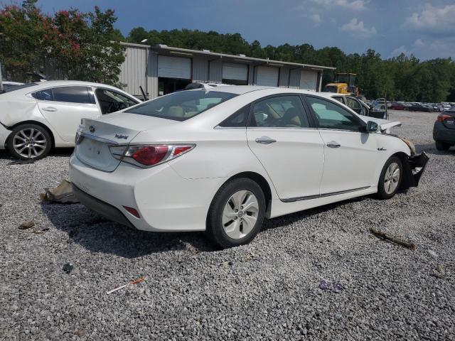 Photo 3 from auction – 2013 HYUNDAI SONATA HYB with VIN KMHEC4A46DA066523