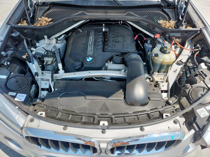 Photo 12 from auction – 2018 BMW X5 XDRIVE3 with VIN 5UXKR0C58J0X97538