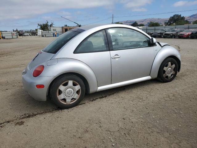 Photo 3 from auction – 2000 VOLKSWAGEN NEW BEETLE GLS with VIN 3VWCD21C9YM499862