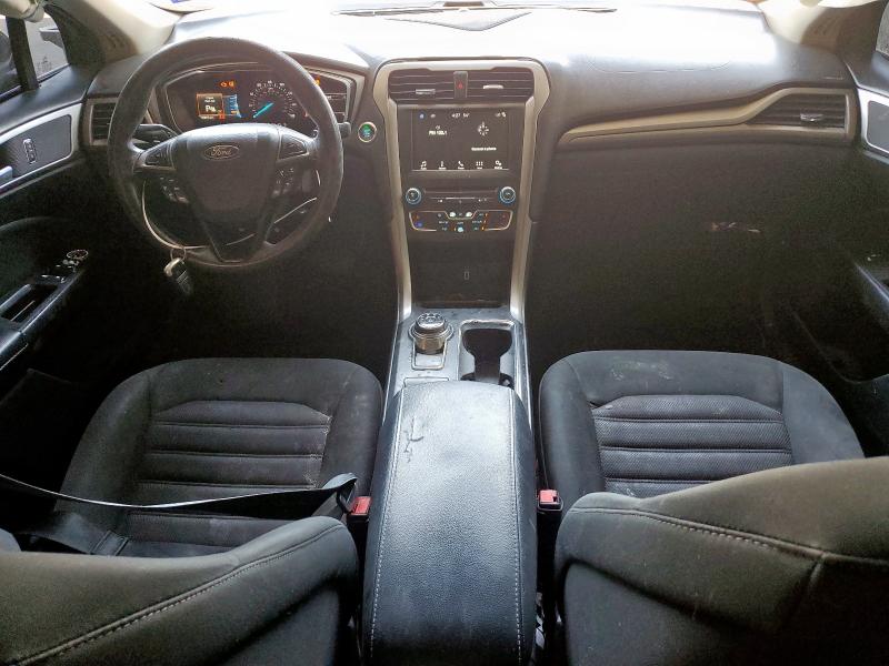 Photo 8 from auction – 2017 FORD FUSION SE with VIN 3FA6P0HD2HR349725