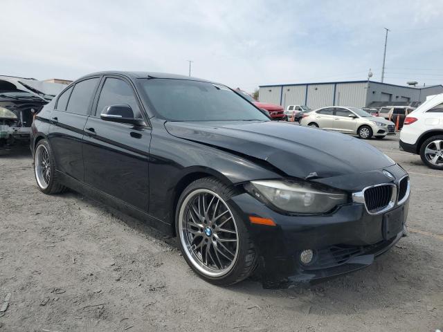 Photo 4 from auction – 2013 BMW 328 with VIN WBA3C1C50DF438163