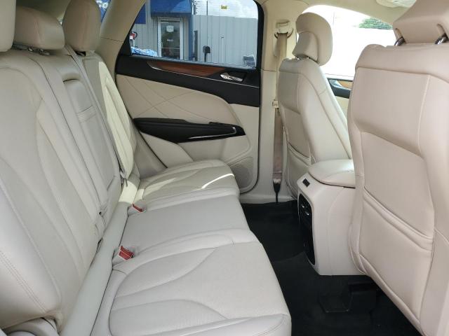 Photo 11 from auction – 2015 LINCOLN MKC with VIN 5LMCJ1A93FUJ04618