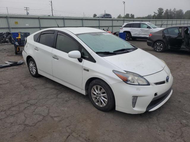 Photo 4 from auction – 2014 TOYOTA PRIUS PLUG-IN with VIN JTDKN3DP0E3057906
