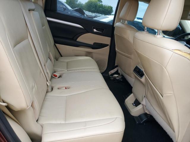 Photo 11 from auction – 2019 TOYOTA HIGHLANDER with VIN 5TDKZRFH8KS326774