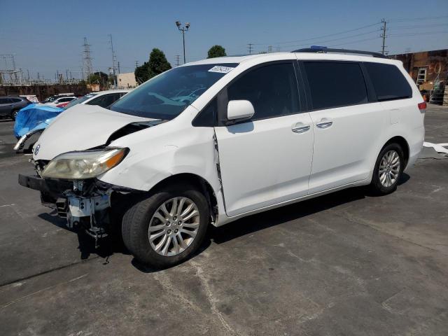 Photo 1 from auction – 2012 TOYOTA SIENNA XLE with VIN 5TDYK3DC6CS271780