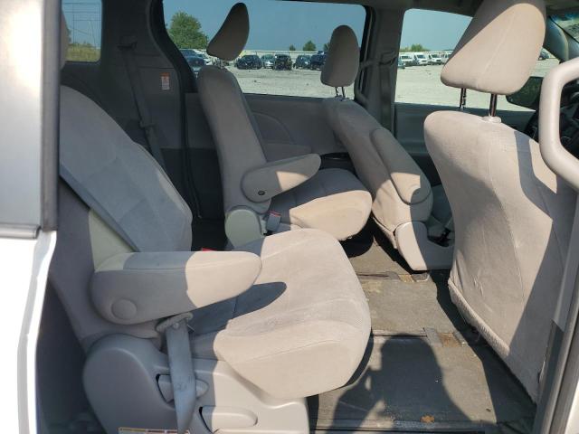 Photo 11 from auction – 2015 TOYOTA SIENNA with VIN 5TDZK3DC3FS650017