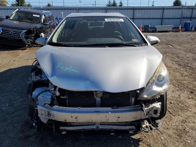 Photo 5 from auction – 2015 TOYOTA PRIUS C with VIN JTDKDTB36F1108485