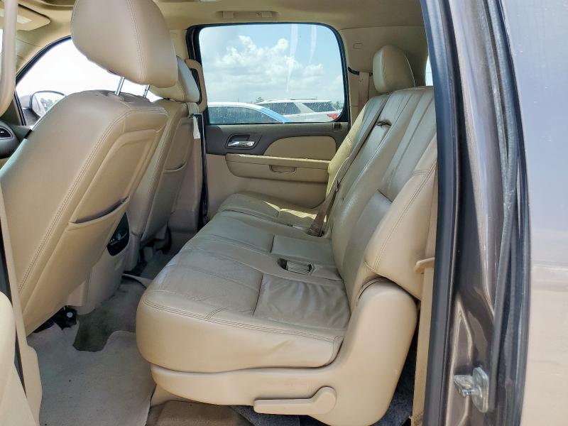 Photo 11 from auction – 2013 CHEVROLET SUBURBAN C with VIN 1GNSCJE01DR330091