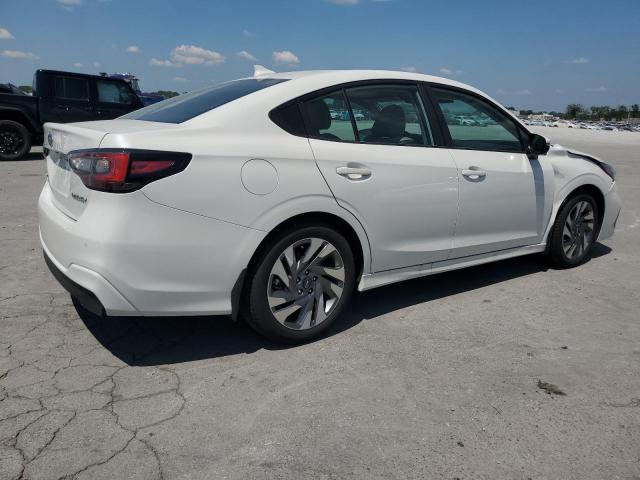 Photo 3 from auction – 2024 SUBARU LEGACY LIM with VIN 4S3BWAN68R3016517
