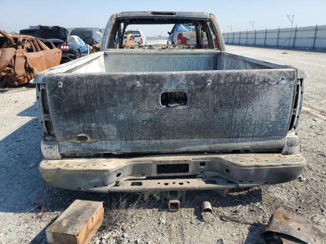 Photo 6 from auction – 2004 CHEVROLET SILVERADO with VIN 2GCEC19T941358661