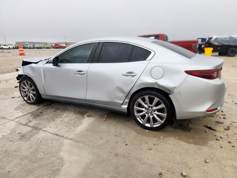 Foto 2 de la subasta – 2019 MAZDA 3 PREFERRED con VIN 3MZBPADL2KM109071