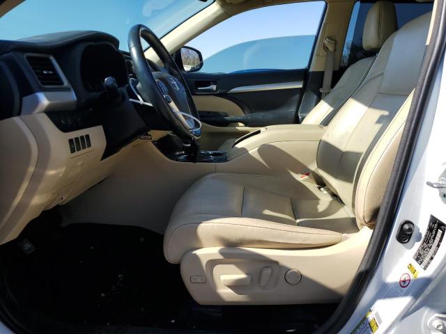 Photo 7 from auction – 2017 TOYOTA HIGHLANDER SE with VIN 5TDJZRFH5HS519727