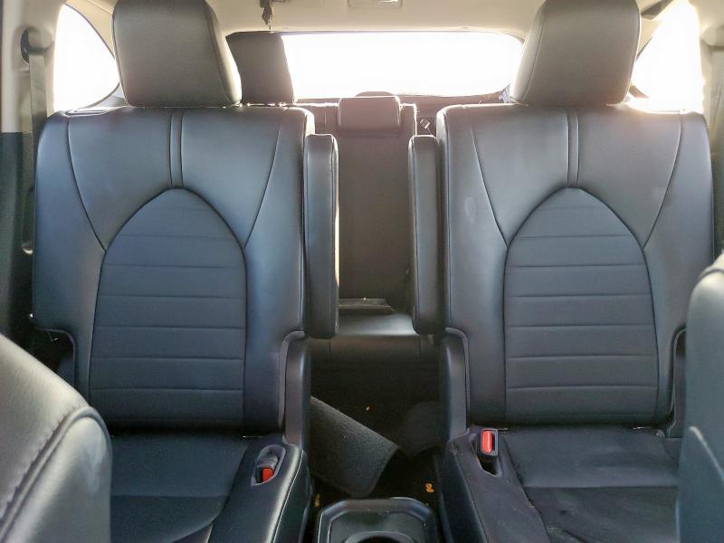Photo 10 from auction – 2022 TOYOTA HIGHLANDER with VIN 5TDGZRAH6NS539434