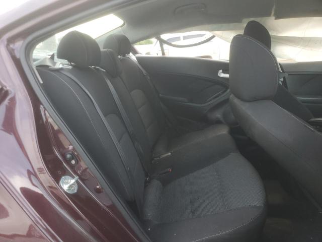 Photo 10 from auction – 2017 KIA FORTE LX with VIN 3KPFK4A70HE136235