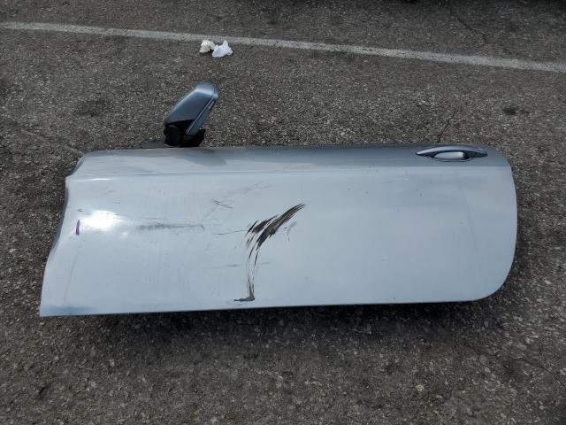 Photo 12 from auction – 2005 BMW 645 CI AUTOMATIC with VIN WBAEH73475B215907