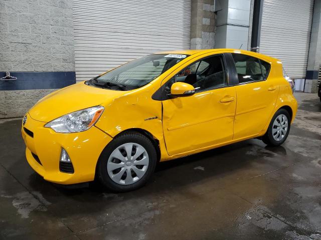TOYOTA PRIUS C 2014 with VIN JTDKDTB34E1076599 - Photo from auction