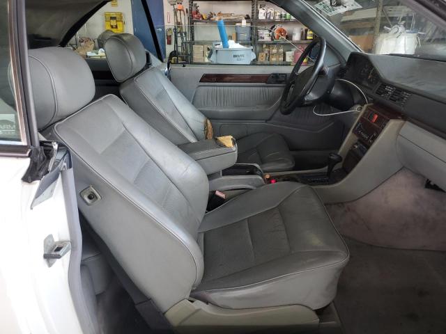 Photo 10 from auction – 1995 MERCEDES-BENZ E 320 with VIN WDBEA66E1SC282321