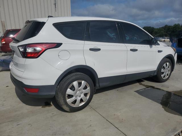 Photo 3 from auction – 2017 FORD ESCAPE with VIN 1FMCU0F71HUD24662