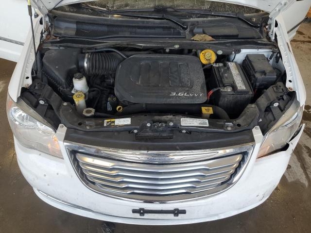 Photo 12 from auction – 2016 CHRYSLER TOWN & COU with VIN 2C4RC1CG6GR269648