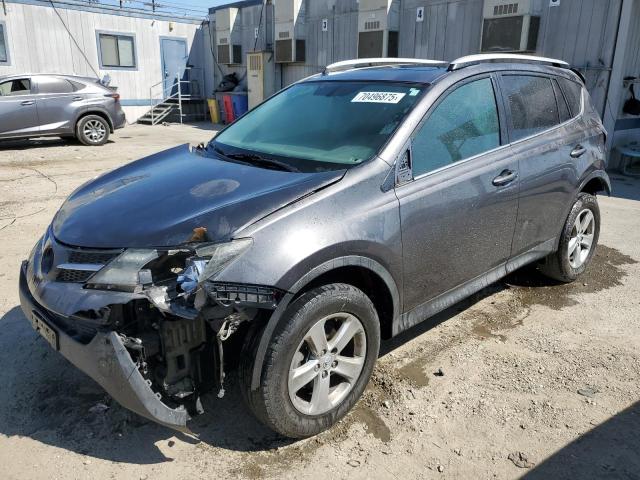 TOYOTA RAV4 XLE 2014 with VIN 2T3WFREV5EW101121 - Photo from auction