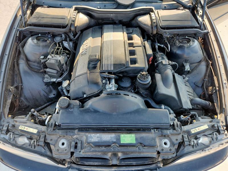 Photo 11 from auction – 2003 BMW 530 I AUTO with VIN WBADT63473CK30743