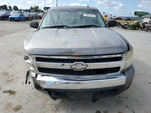 Photo 5 from auction – 2007 CHEVROLET SILVERADO C1500 with VIN 2GCEC19C571677592