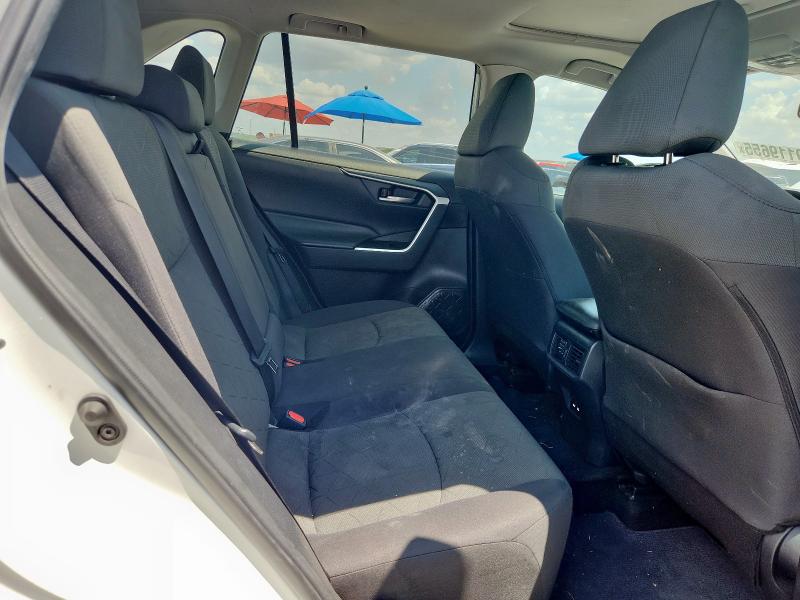 Photo 11 from auction – 2021 TOYOTA RAV4 XLE with VIN 2T3W1RFV2MC130783