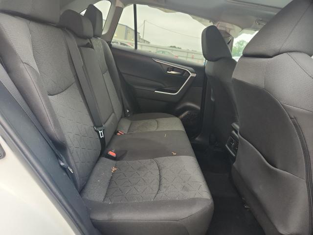 Photo 11 from auction – 2022 TOYOTA RAV4 XLE with VIN 2T3P1RFV2NW268957