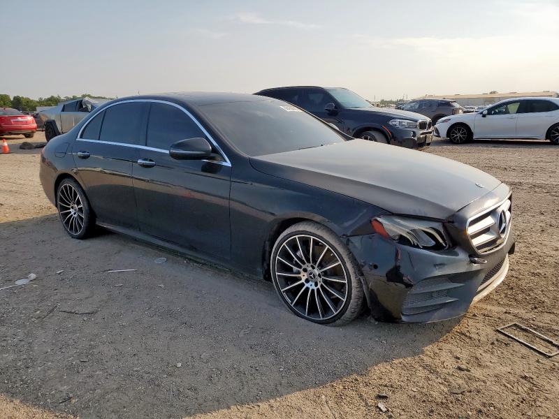 Photo 4 from auction – 2018 MERCEDES-BENZ E 300 with VIN WDDZF4JB1JA338909