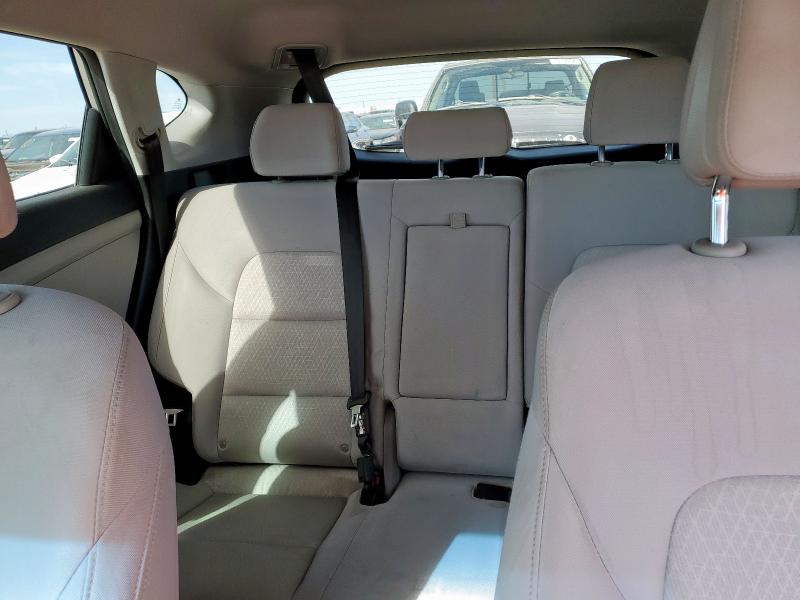 Photo 10 from auction – 2017 HYUNDAI TUCSON with VIN KM8J23A47HU336181