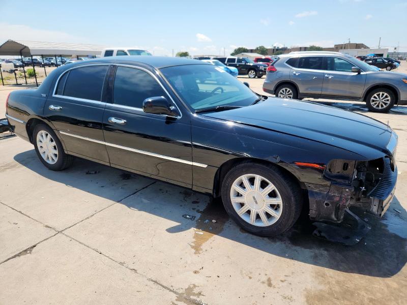 Photo 4 from auction – 2011 LINCOLN TOWN CAR S with VIN 2LNBL8CV8BX764006