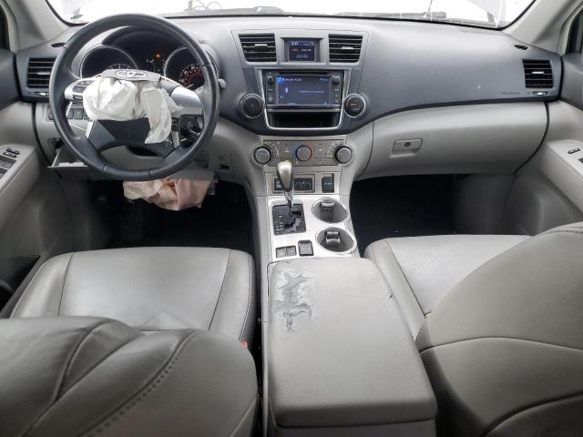 Photo 8 from auction – 2013 TOYOTA HIGHLANDER with VIN 5TDBK3EH2DS211352