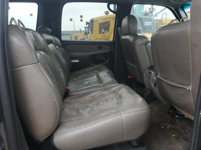 Photo 11 from auction – 2000 CHEVROLET SUBURBAN K with VIN 3GNFK16T4YG140207